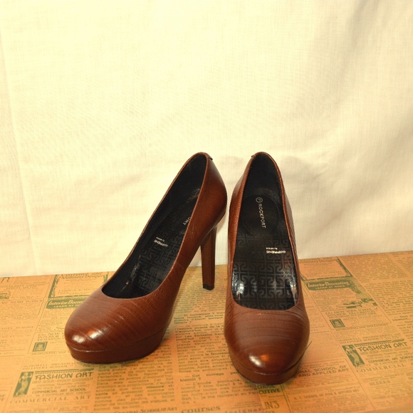 Rockport ADIPRENE by Adidas Brown Round Toe Heel - Picture 2 of 8